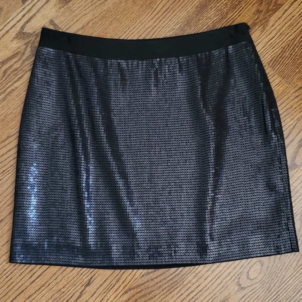 NWOT. Mini sequin skirt.